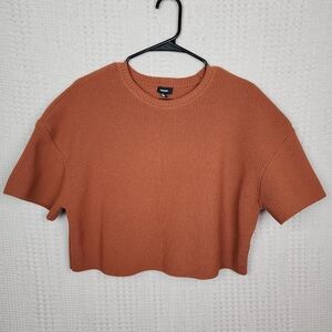EXPRESS Short Sleeve Cropped Boxy Sweater in Burnt Orange M